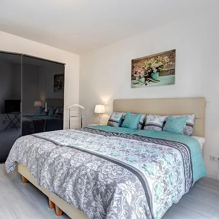 Im Kiefernhain, Haff-idyll Apartment