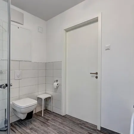 Im Kiefernhain, Haff-idyll Apartment Zirchow
